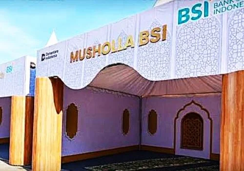 BSI Perkuat Fasilitas Ibadah serta Ekosistem Digital di Lombok, Dukung Pariwisata Halal dan Event MotoGP Mandalika